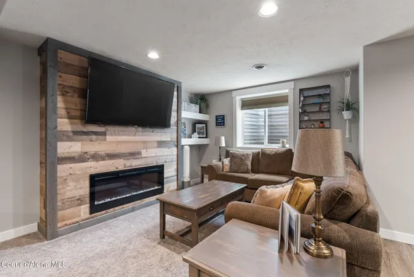 $839,900 | 5030 Frazier Drive, Post Falls, ID 83854