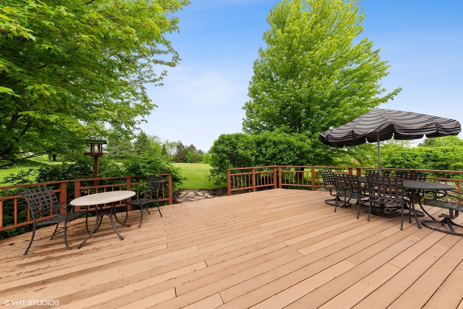23914 Hillfarm Road Lake Barrington, IL 60010 - Photo 34 of 43 a house with wooden floor and outdoor seating