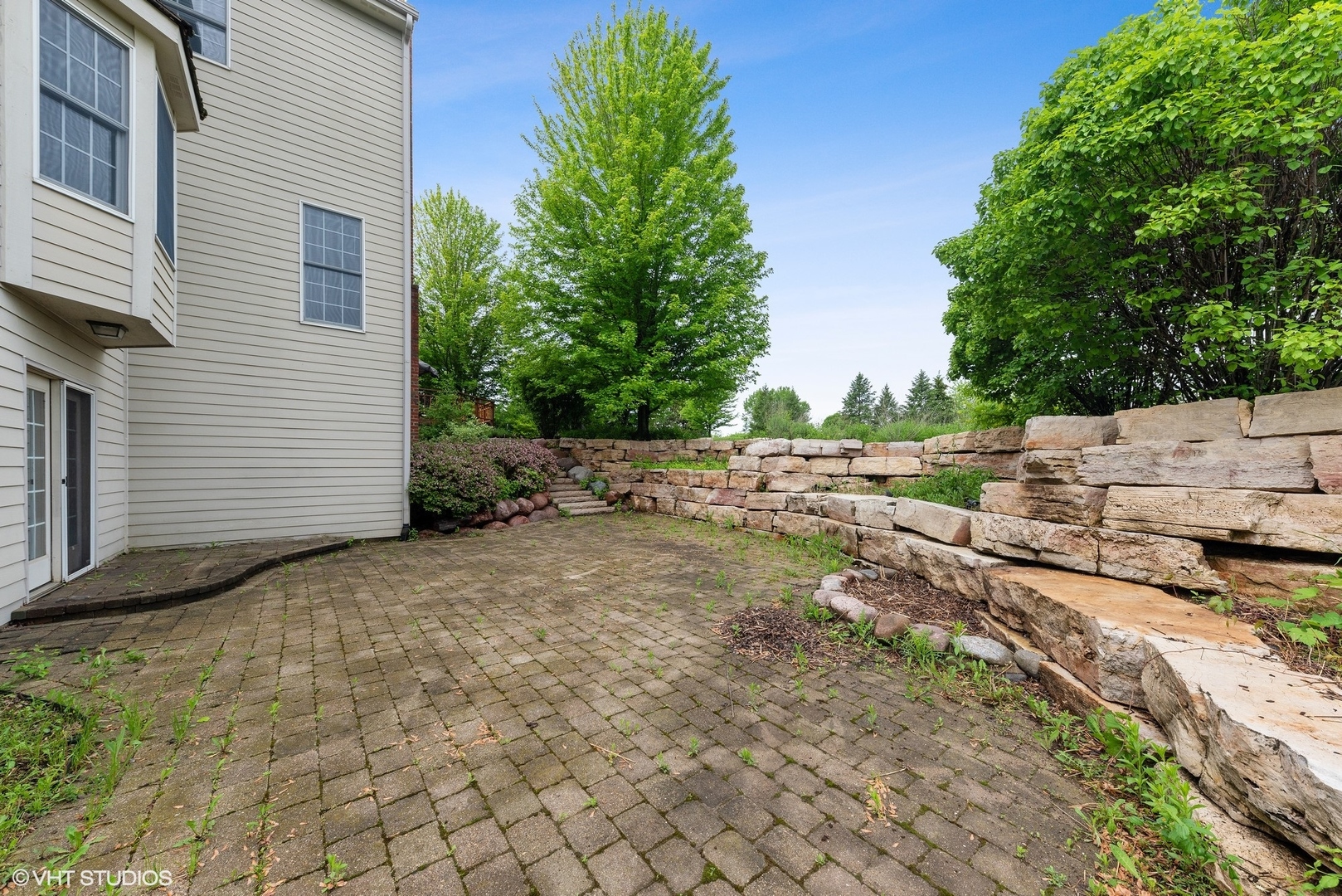 23914 Hillfarm Road Lake Barrington, IL 60010 - Photo 36 of 43 a view of backyard and outdoor space
