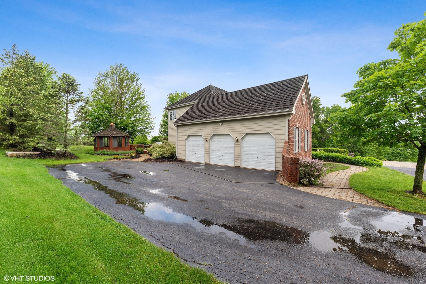 23914 Hillfarm Road Lake Barrington, IL 60010 - Photo 39 of 43 a house view with a outdoor space