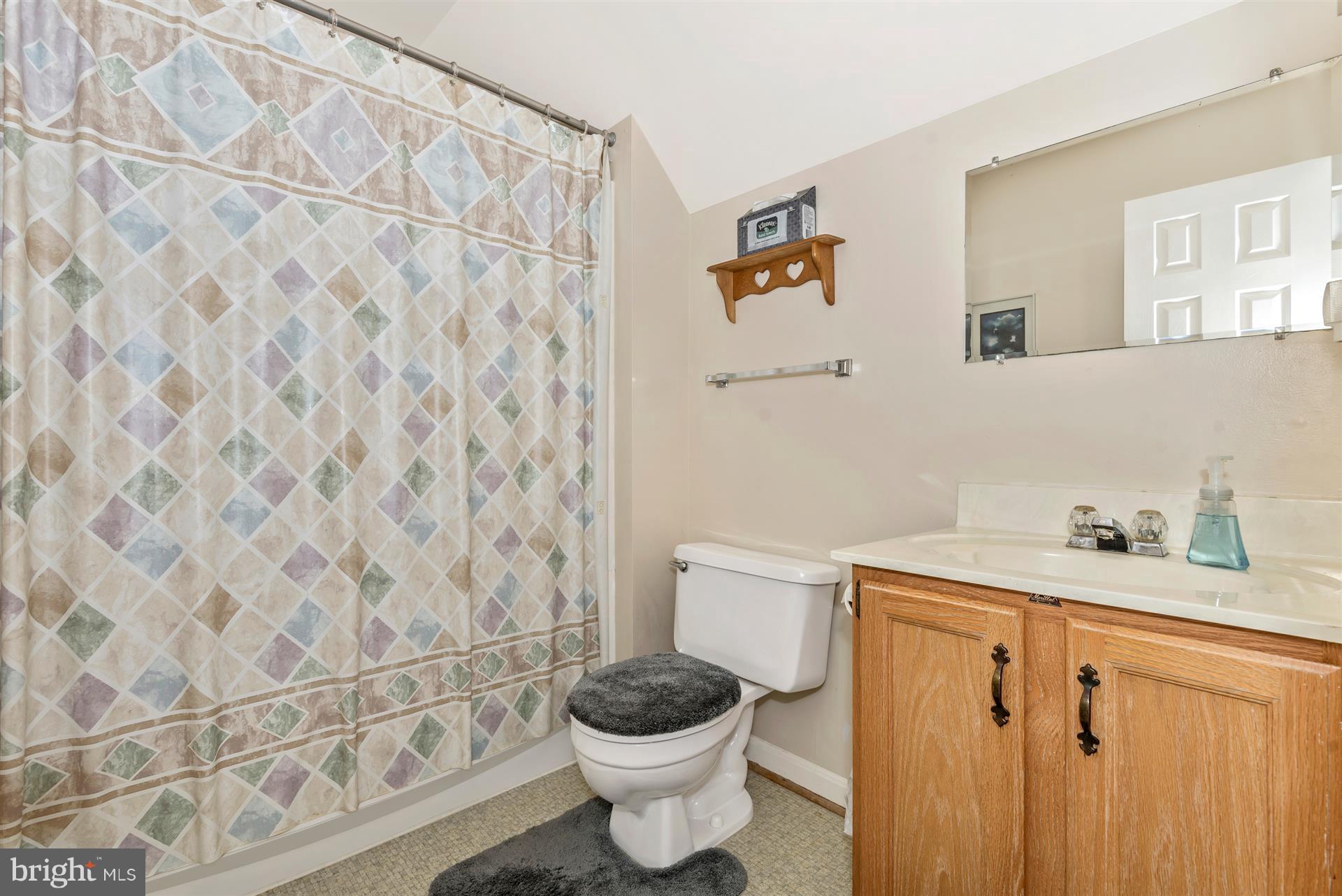 117 Rouzer Lane Thurmont, MD 21788 - Photo 15 of 19 Bath