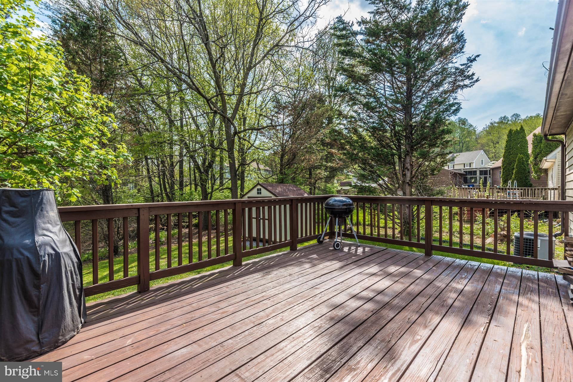 117 Rouzer Lane Thurmont, MD 21788 - Photo 16 of 19 Private deck!