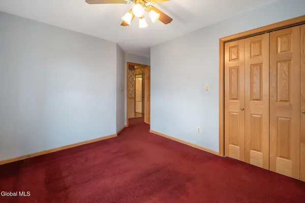 $369,900 | 14 Ledgewood Drive, Colonie, NY 12205