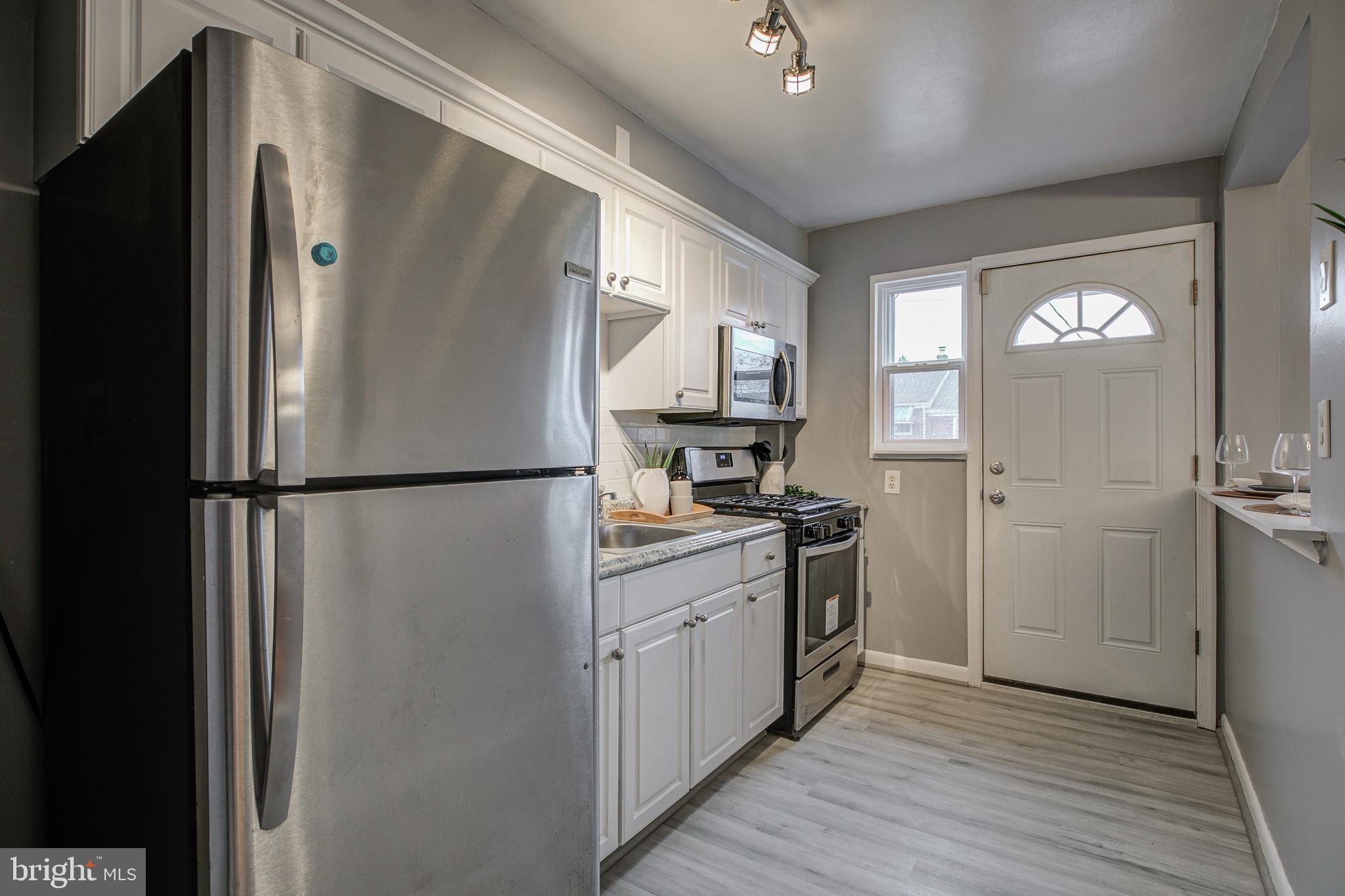 5556 Channing Road Baltimore, MD 21229 - Photo 20 of 44