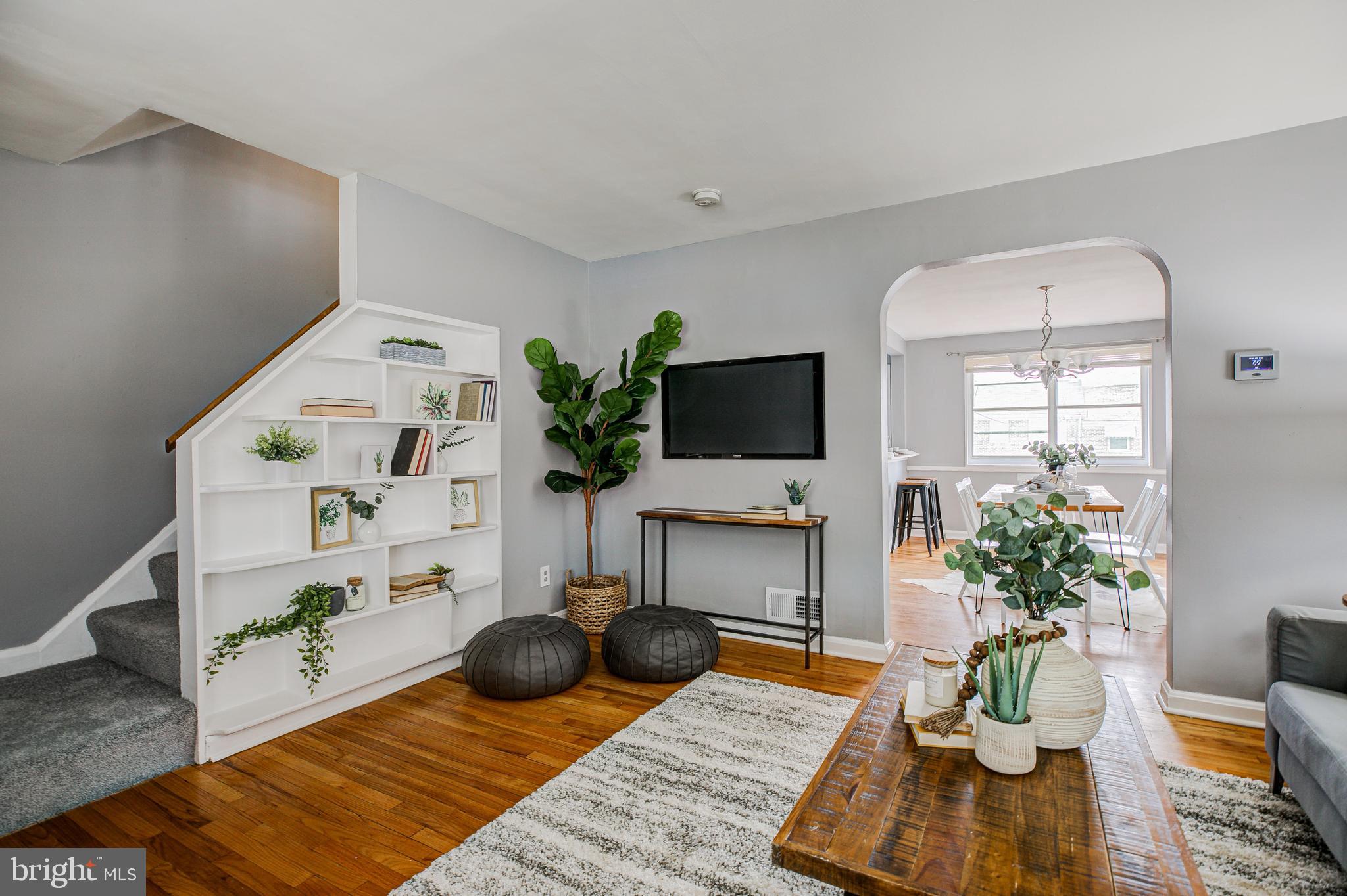5556 Channing Road Baltimore, MD 21229 - Photo 10 of 44