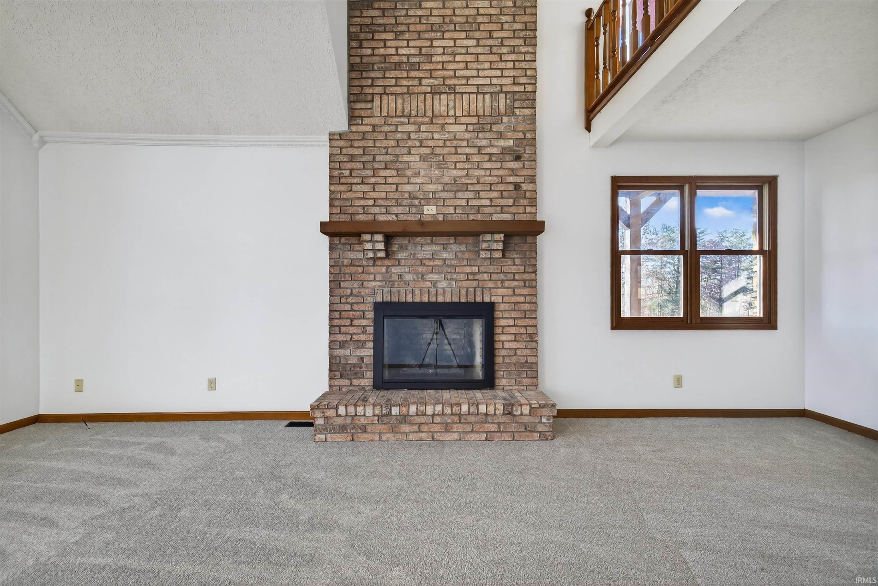 1346 North Old Worthington Road Bloomfield, IN 47424 - Photo 3 of 31