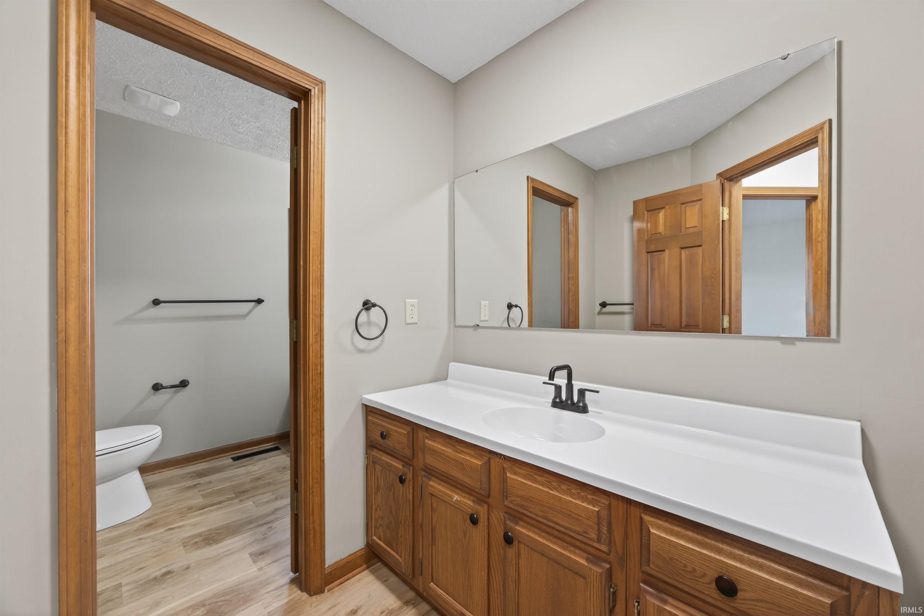 1346 North Old Worthington Road Bloomfield, IN 47424 - Photo 9 of 31