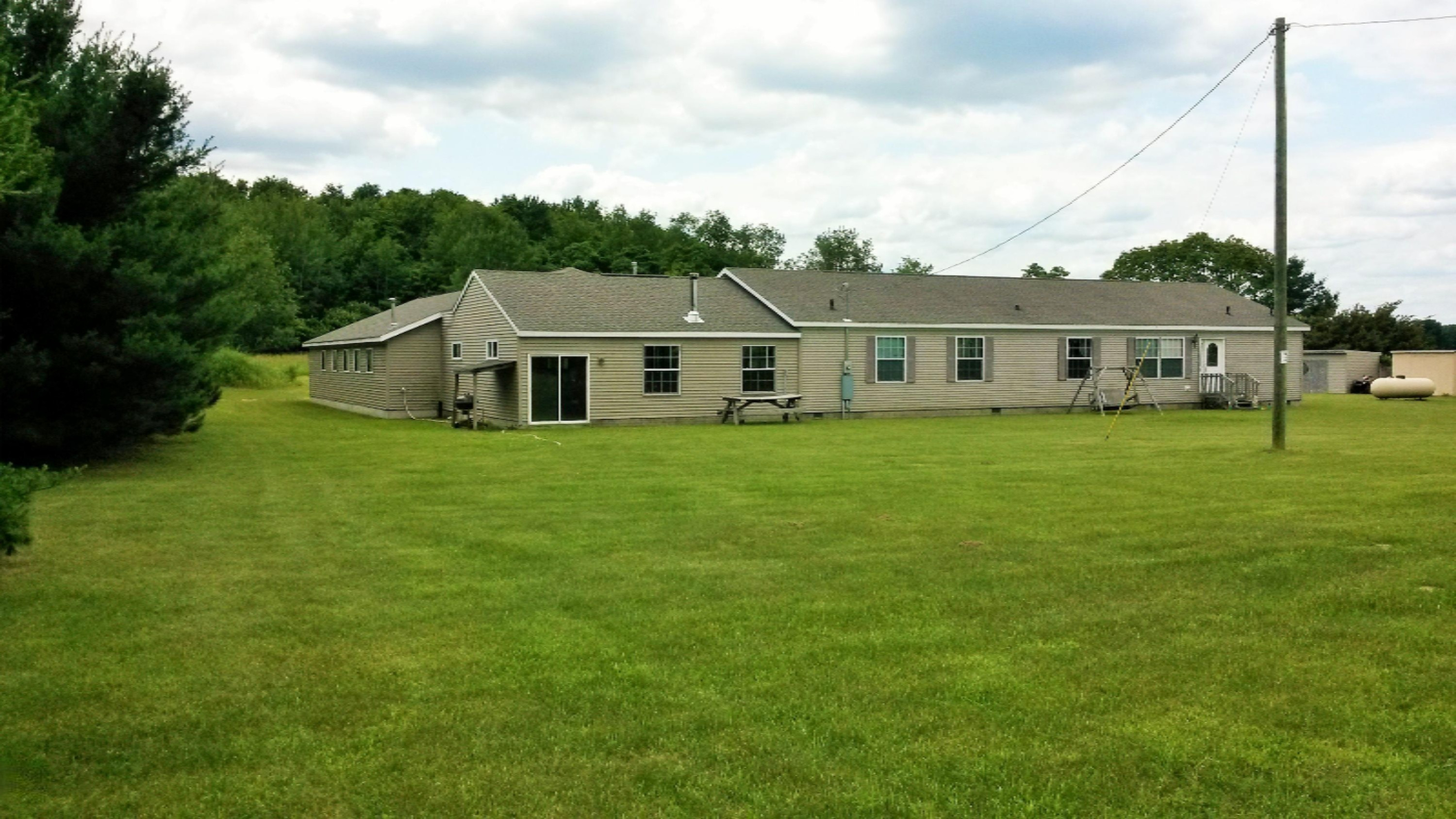 4500 Cutler Road Northeast Edmore, MI 48829 - Photo 2 of 21 20150628_134122