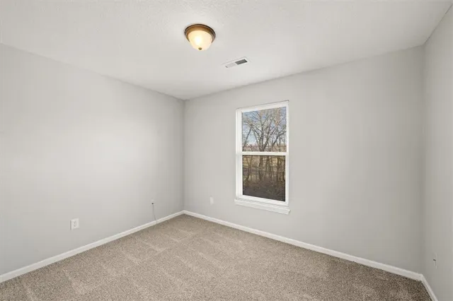 $215,000 | 1948 North 80th Court, Kansas City, KS 66112