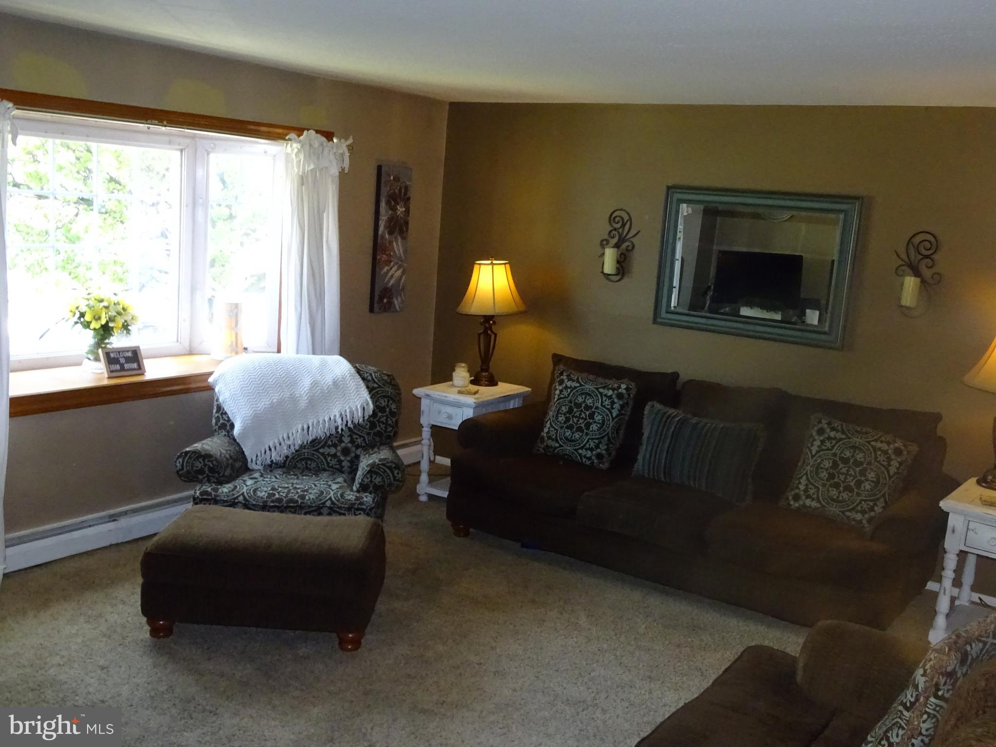 3518 Byrne Road Philadelphia, PA 19154 - Photo 4 of 26 Gallery Image 4