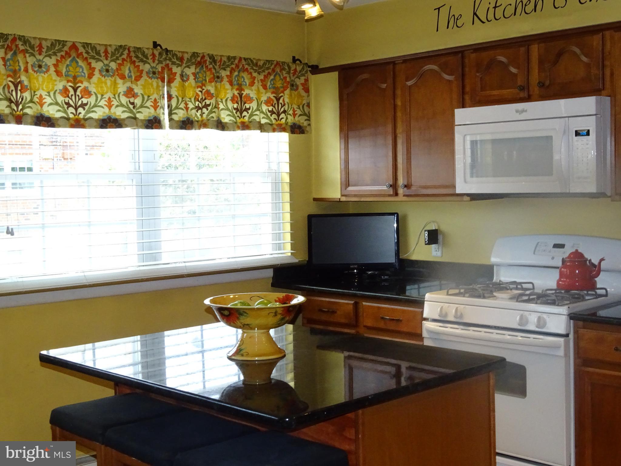 3518 Byrne Road Philadelphia, PA 19154 - Photo 6 of 26 Gallery Image 6