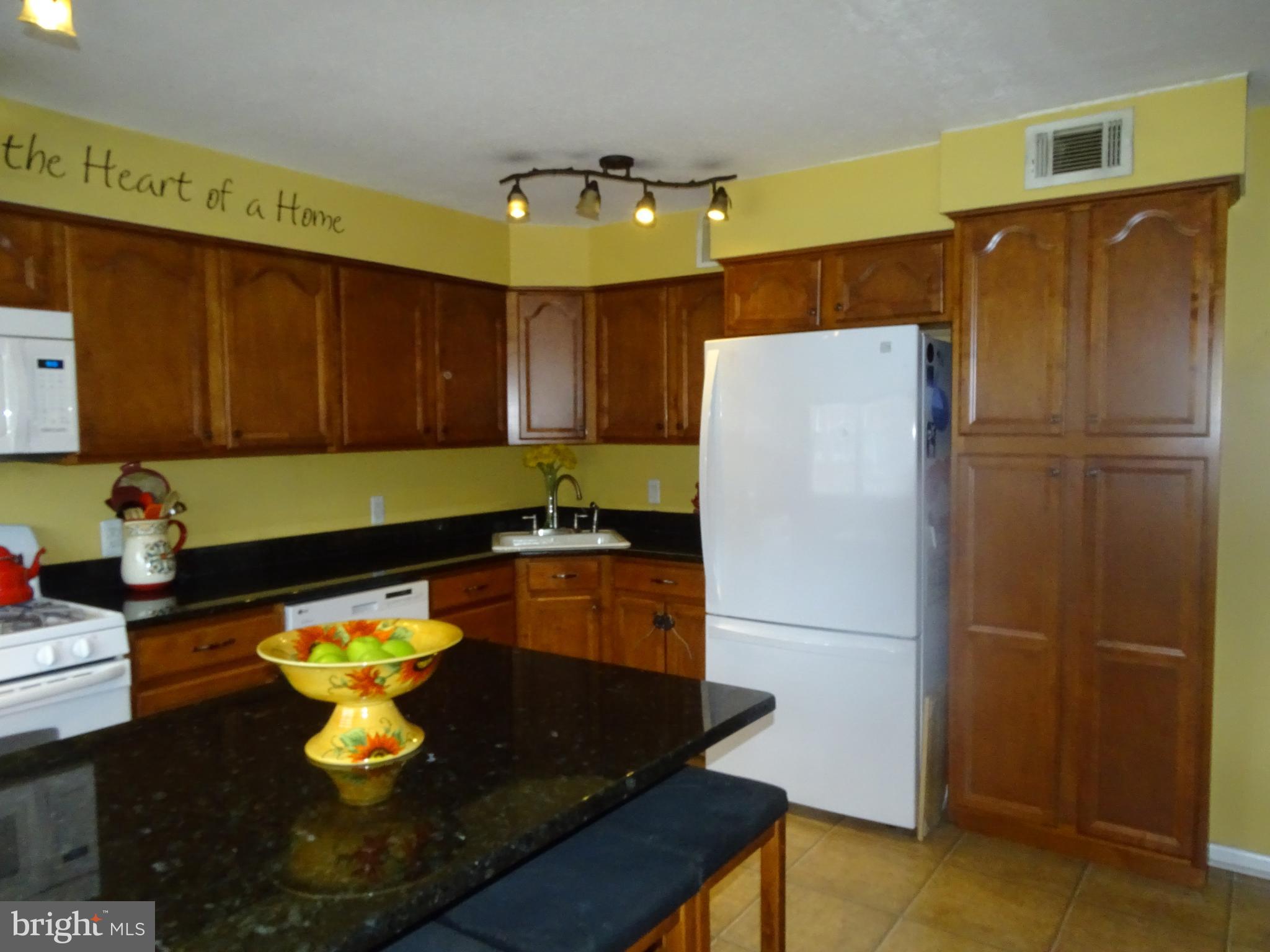 3518 Byrne Road Philadelphia, PA 19154 - Photo 7 of 26 Gallery Image 7