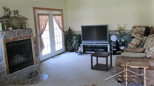 4035 King Road Saginaw, MI 48601 - Photo 6 of 20 31287892-5.JPG