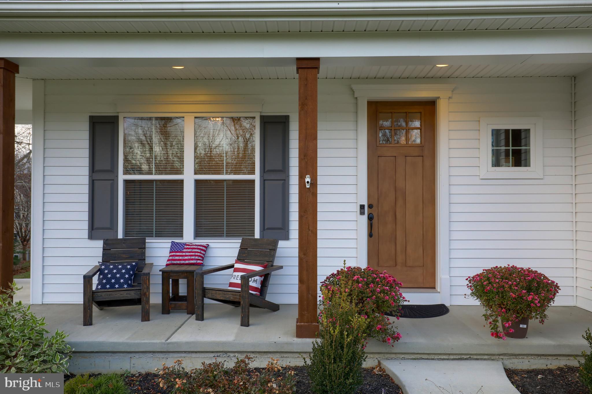 211 Brenneman Road Lancaster, PA 17603 - Photo 4 of 25 Gallery Image 4