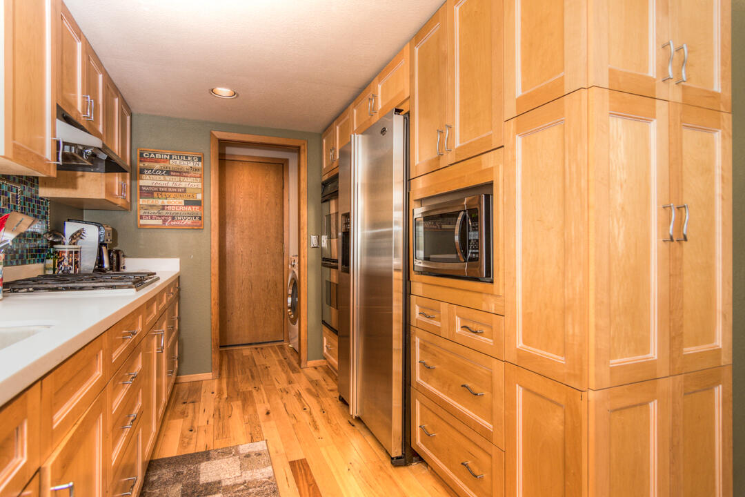 17710 West West Core Road, Unit 6 Sunriver, OR 97707 - Photo 6 of 27 Fairway Village Ln 6 (12 of 37)