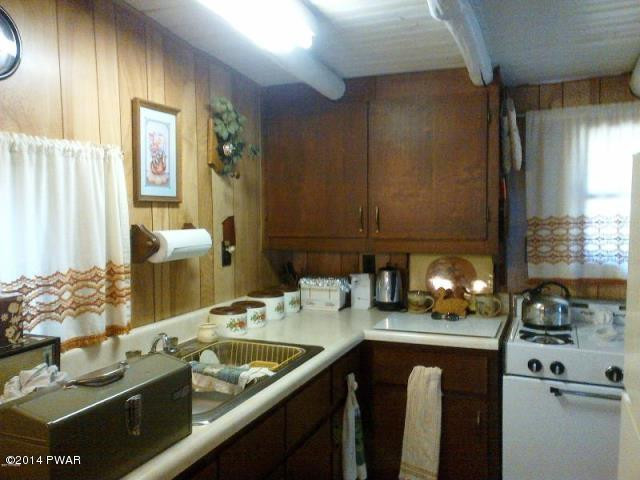 105 Mosier Road Dingmans Ferry, PA 18328 - Photo 7 of 16