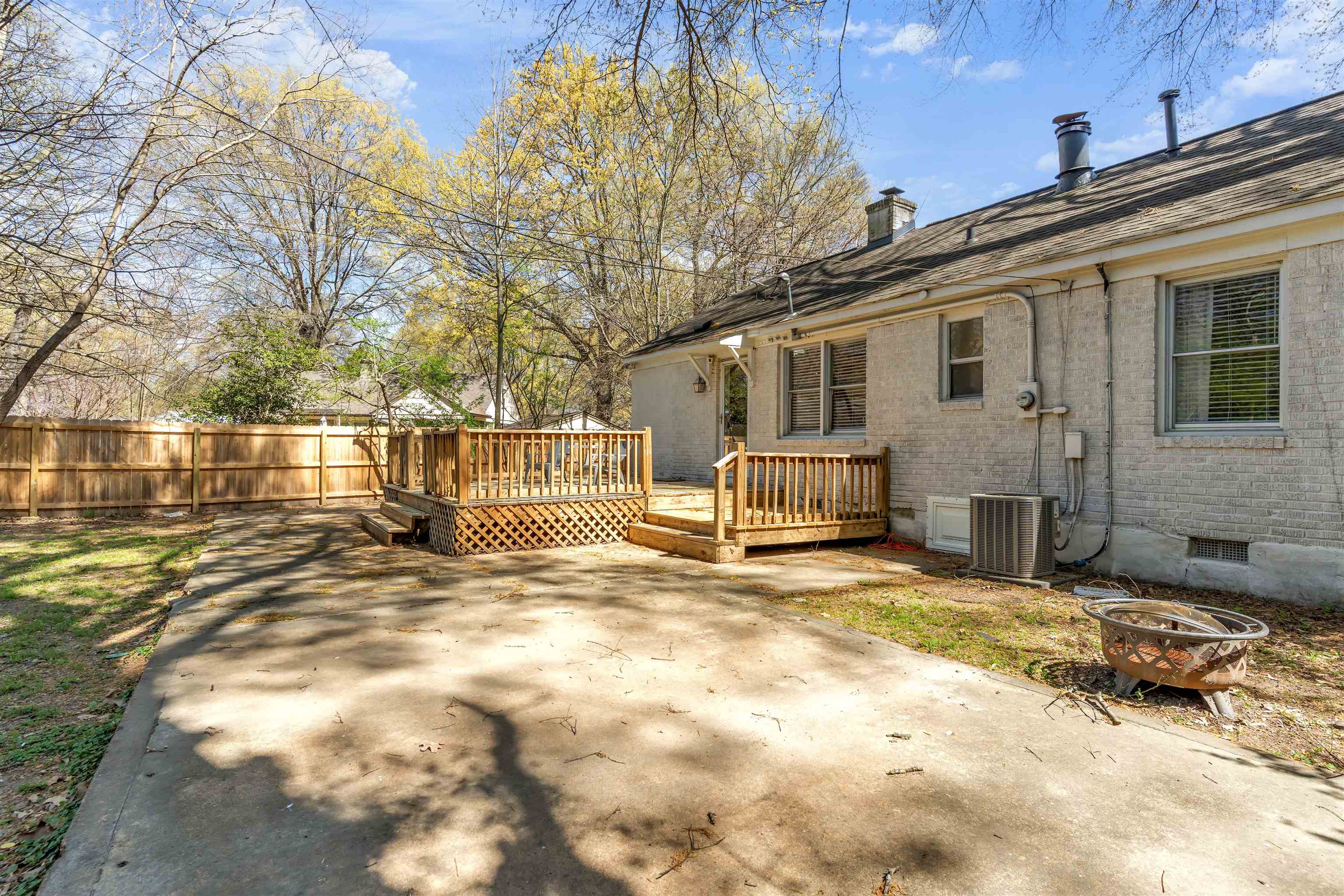 465 Gerald Road Memphis, TN 38122 - Photo 24 of 27