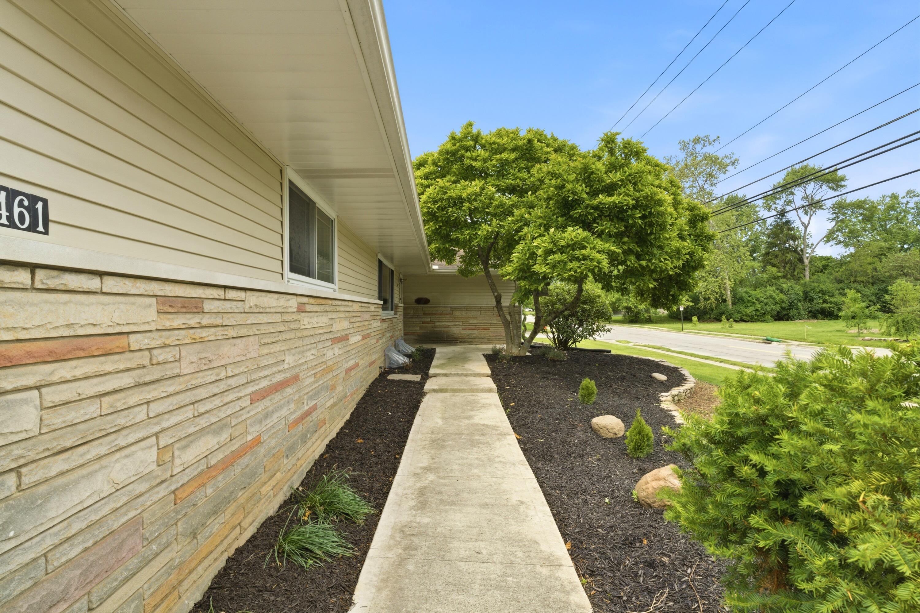 1461 Ridgeview Road Columbus, OH 43221 - Photo 8 of 48 Long sidewalk entryway with loads of space for plantings