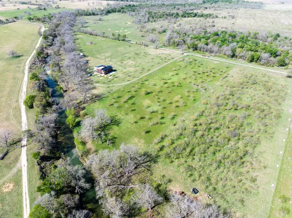 $200,000 | 2151 County Road 429, Rockdale, TX 76567