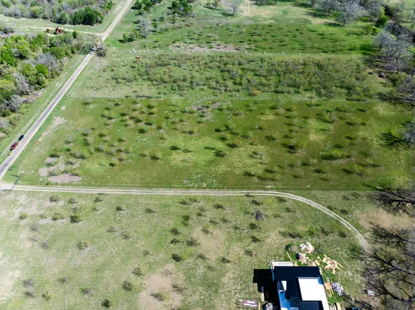 $200,000 | 2151 County Road 429, Rockdale, TX 76567