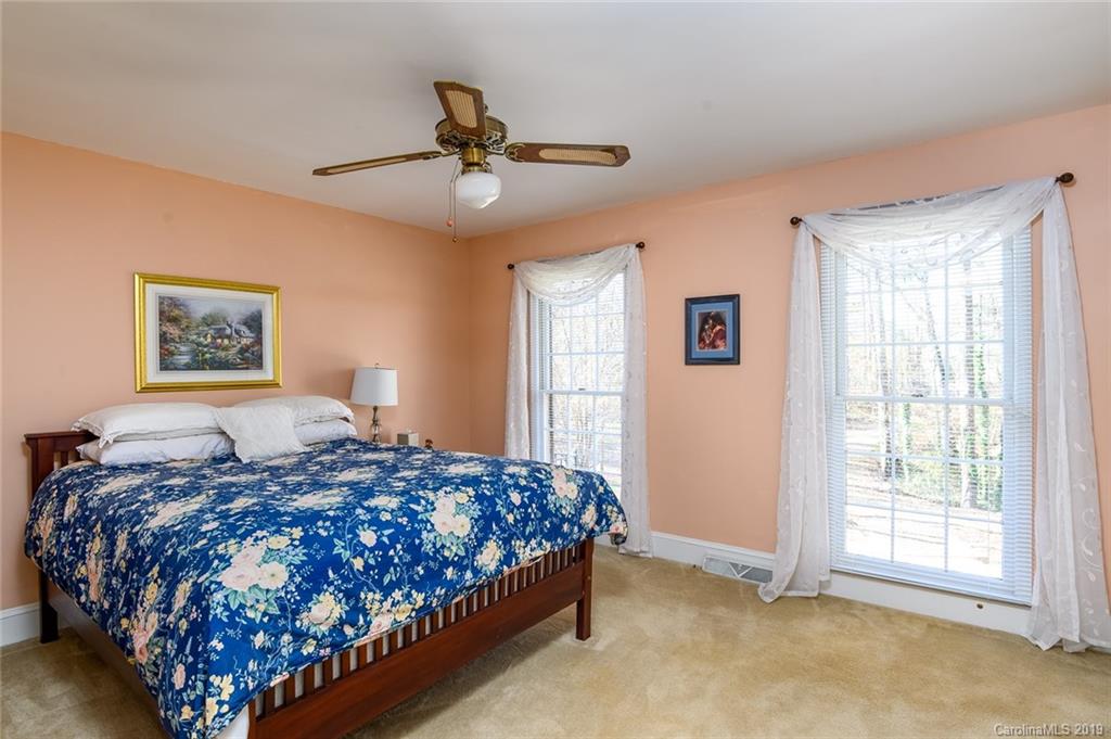 11019 Idlewild Road Matthews, NC 28105 - Photo 22 of 41 Gallery Image 22