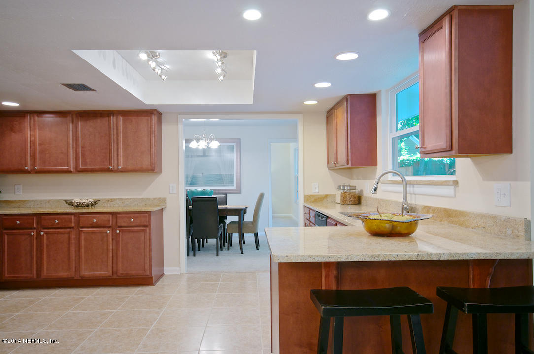 12418 Fort Caroline Road Jacksonville, FL 32225 - Photo 11 of 32 DSC_9670