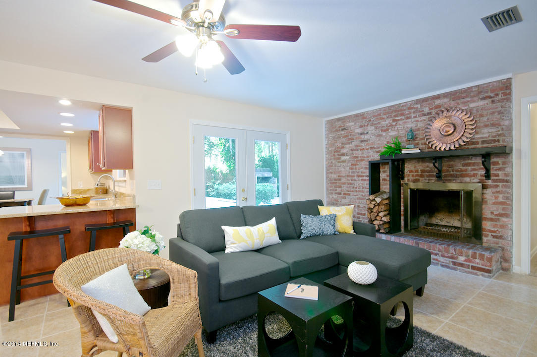 12418 Fort Caroline Road Jacksonville, FL 32225 - Photo 3 of 32 DSC_9673
