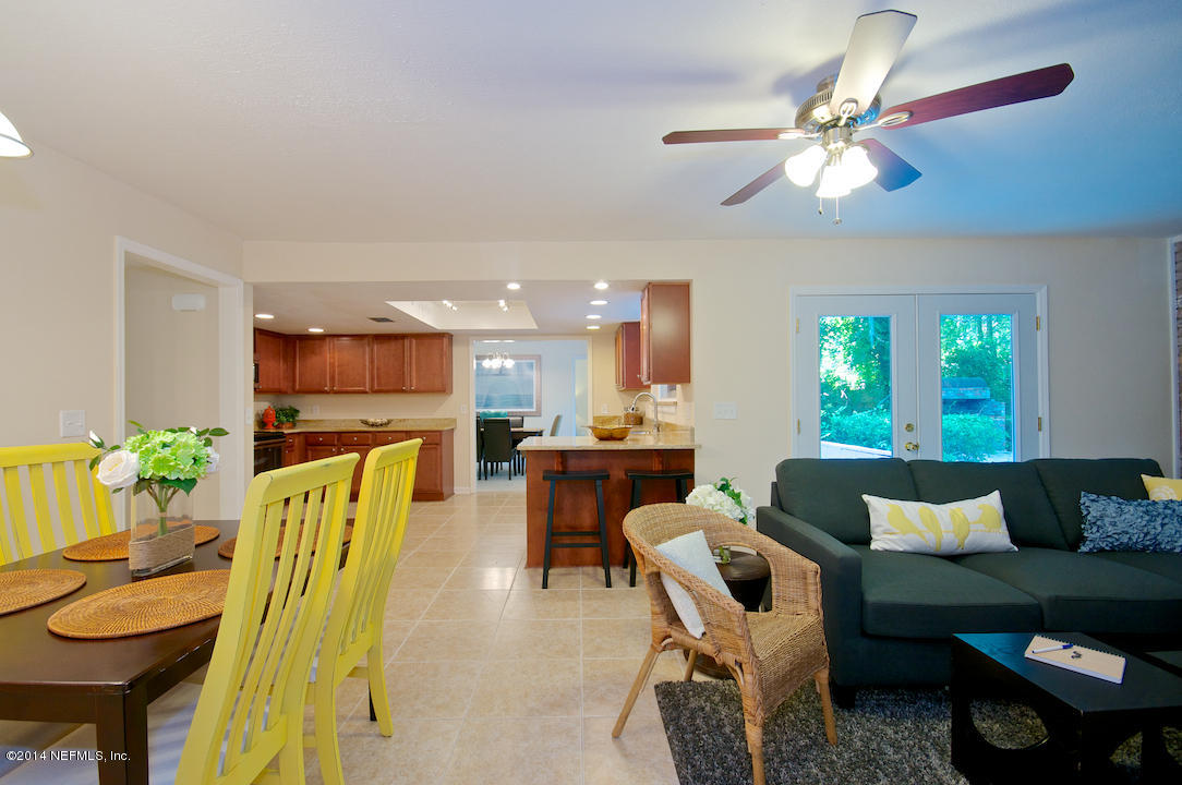 12418 Fort Caroline Road Jacksonville, FL 32225 - Photo 4 of 32 DSC_9672