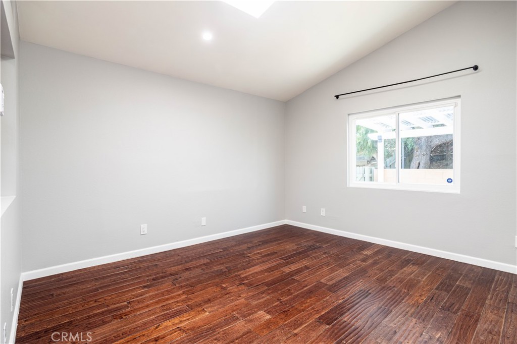 7450 Webb Road Chatsworth, CA 91311 - Photo 13 of 52