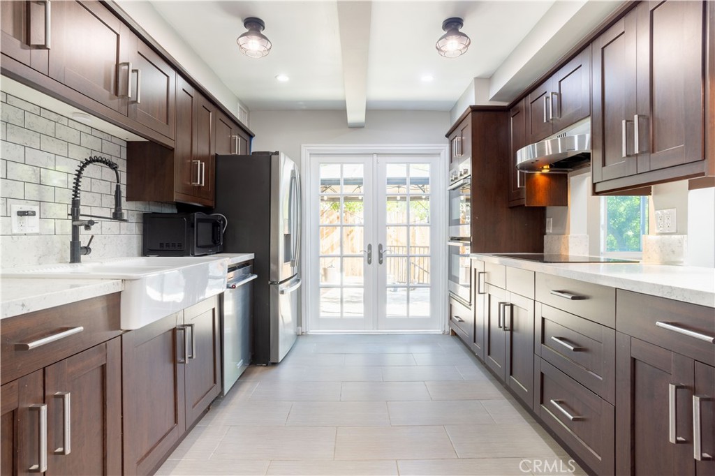 7450 Webb Road Chatsworth, CA 91311 - Photo 10 of 52