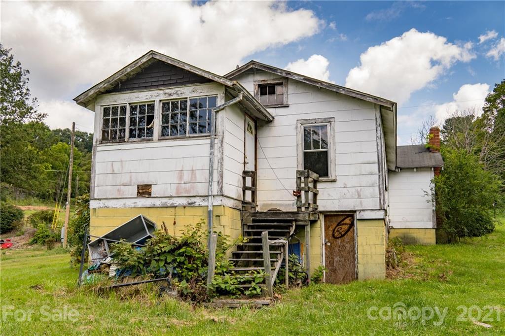 670 Coffee Branch Road Canton, NC 28716 - Photo 8 of 29 Gallery Image 8