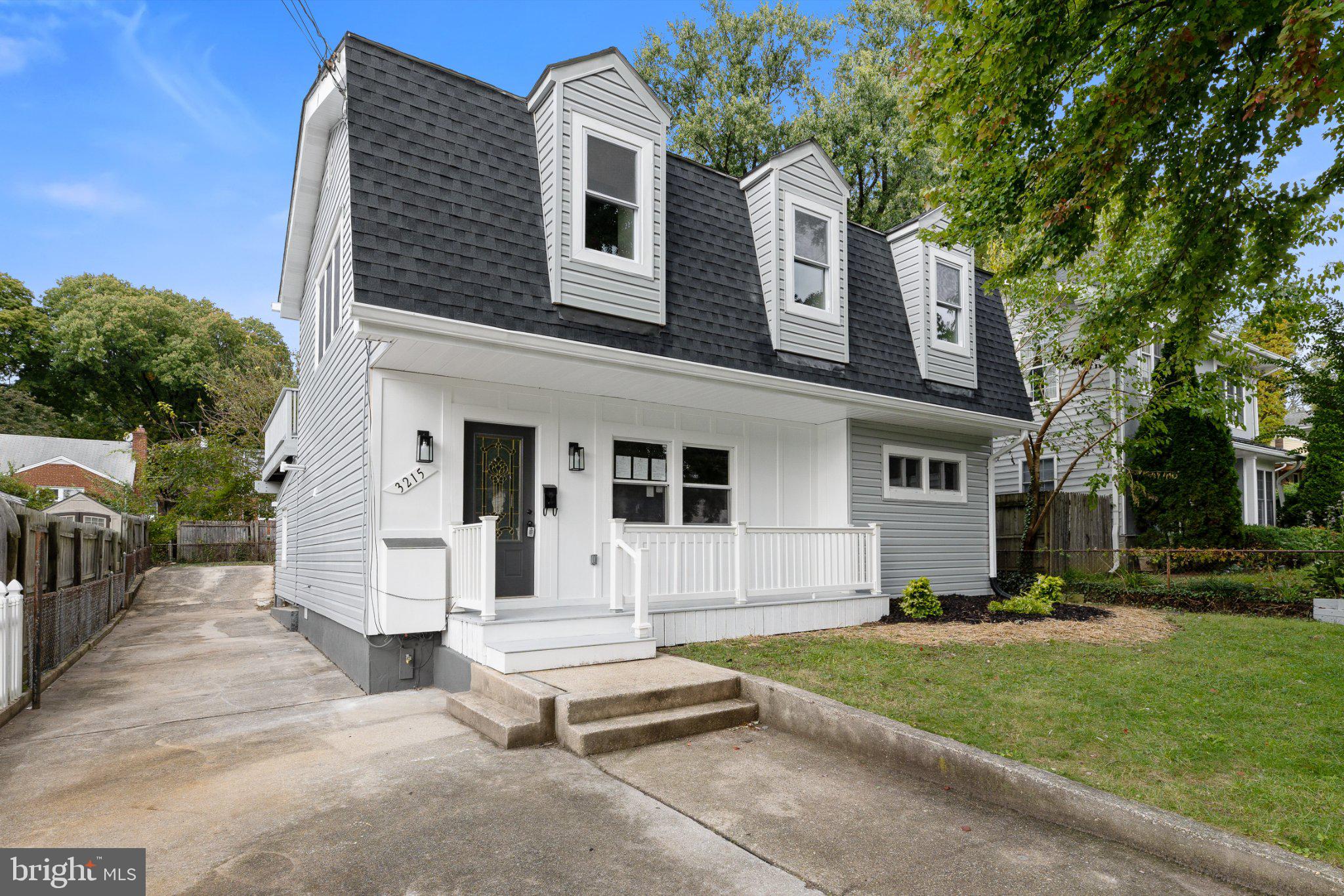 3215 Edgewood Road Kensington, MD 20895 - Photo 3 of 37 Charming modern home with classic appeal.