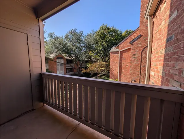 $1,895 | 12660 Hillcrest Road, Unit 5206, Dallas, TX 75230