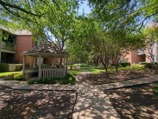 $1,895 | 12660 Hillcrest Road, Unit 5206, Dallas, TX 75230