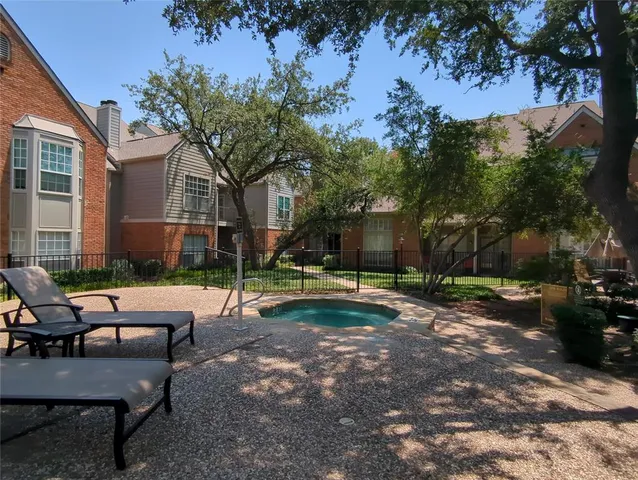 $1,895 | 12660 Hillcrest Road, Unit 5206, Dallas, TX 75230