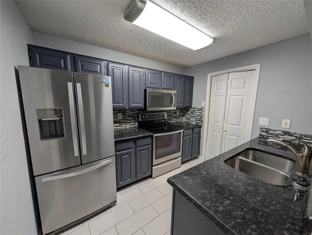 $1,895 | 12660 Hillcrest Road, Unit 5206, Dallas, TX 75230