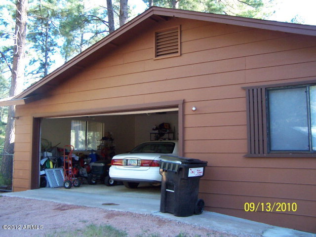 8468 Fossil Creek Road Strawberry, AZ 85544 - Photo 19 of 20 Garage