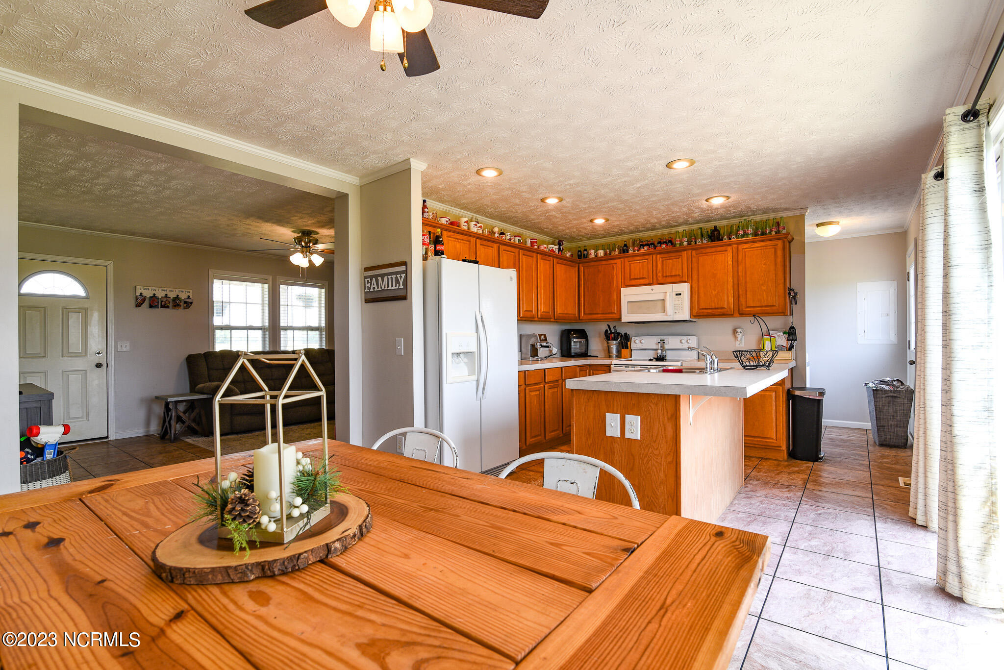 920 Gliden Road Belvidere, NC 27919 - Photo 12 of 48 Kitchen