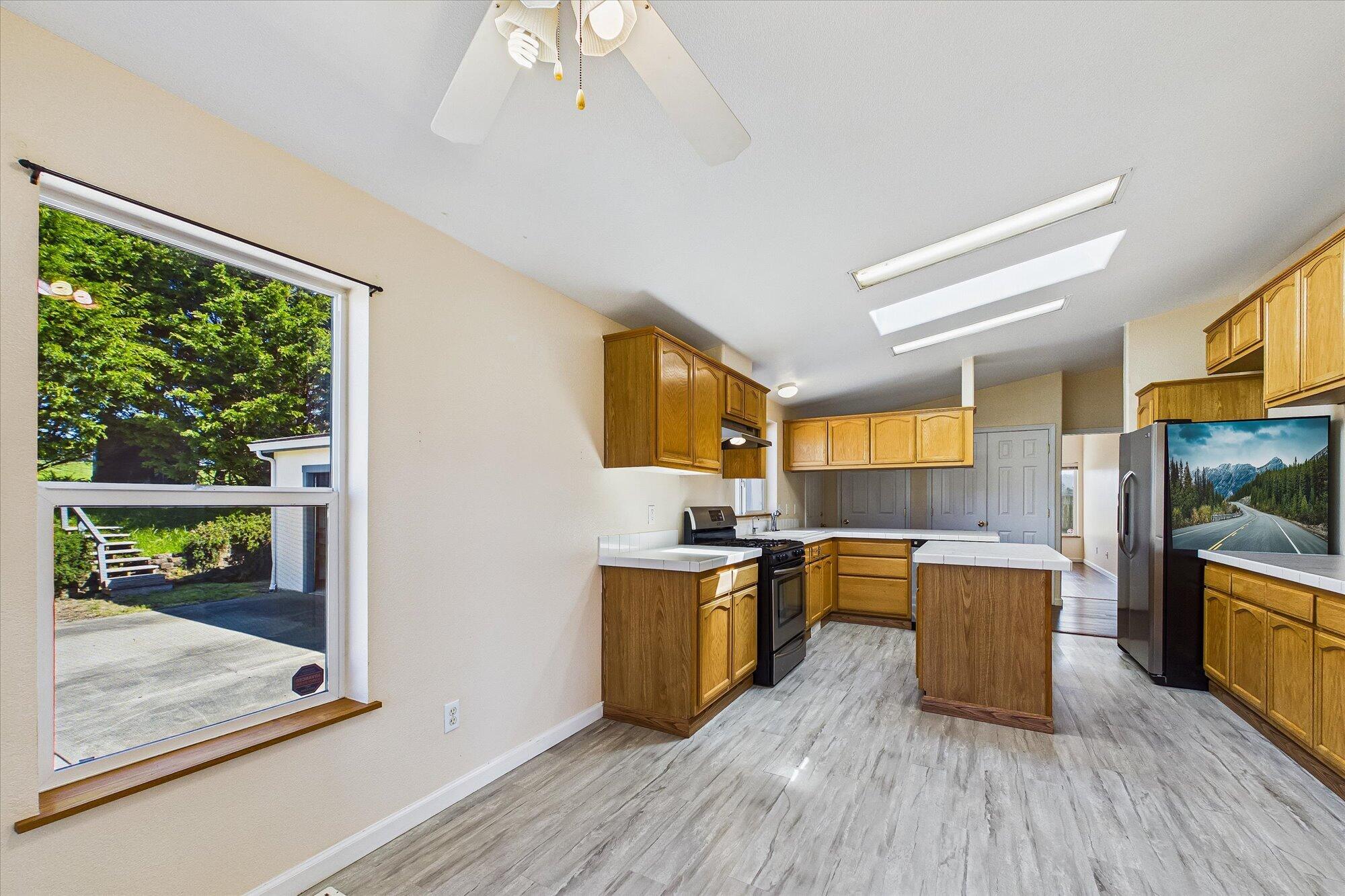 255 Hillcrest Road Loleta, CA 95551 - Photo 33 of 105 030-255 Hillcrest Road-121
