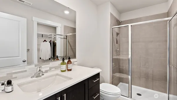 $879,995 | 13821 10th Place West, Lynnwood, WA 98087