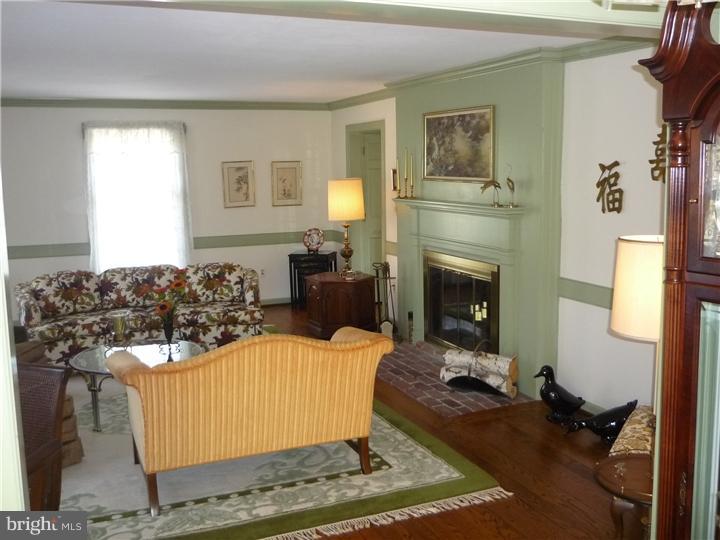 6 Bridleshire Road Newark, DE 19711 - Photo 2 of 19 Gallery Image 2