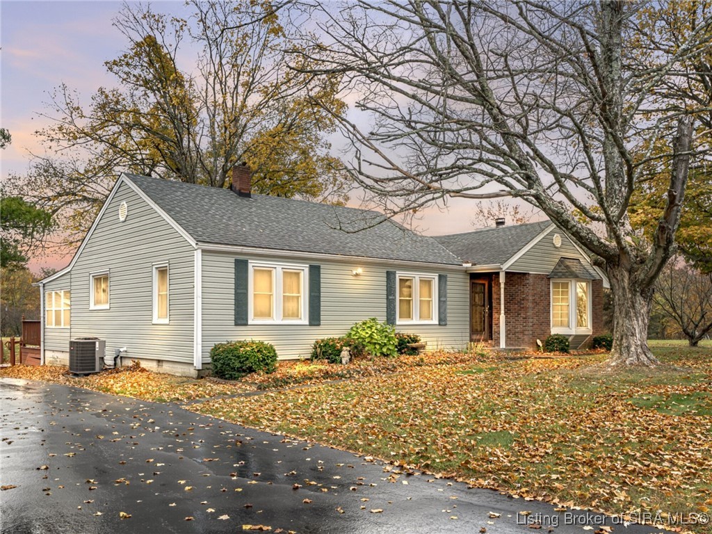 2616 Alonzo Smith Road Georgetown, IN 47122 - Photo 6 of 87