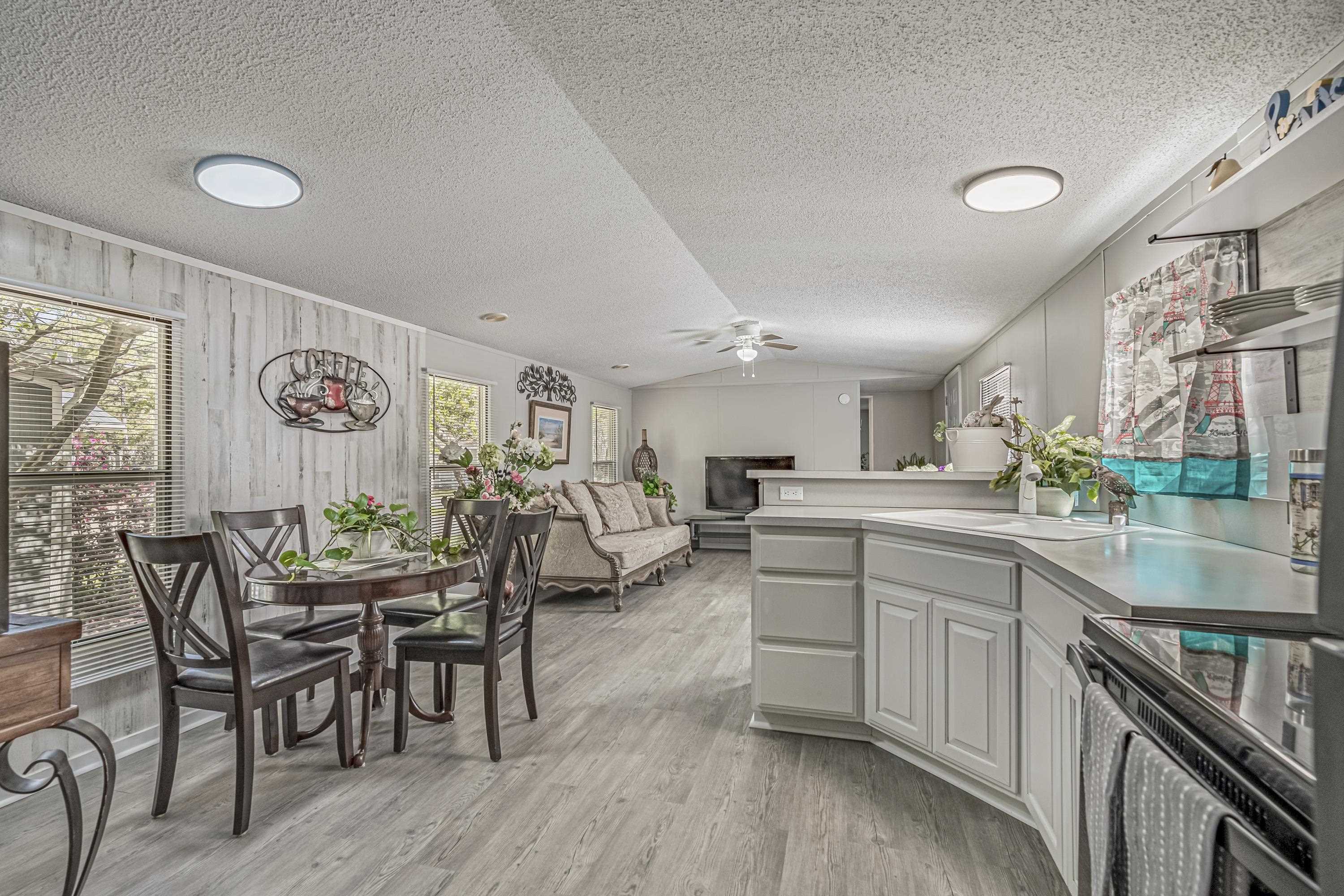 164 Offshore Drive Murrells Inlet, SC 29576 - Photo 15 of 38 Gallery Image 15