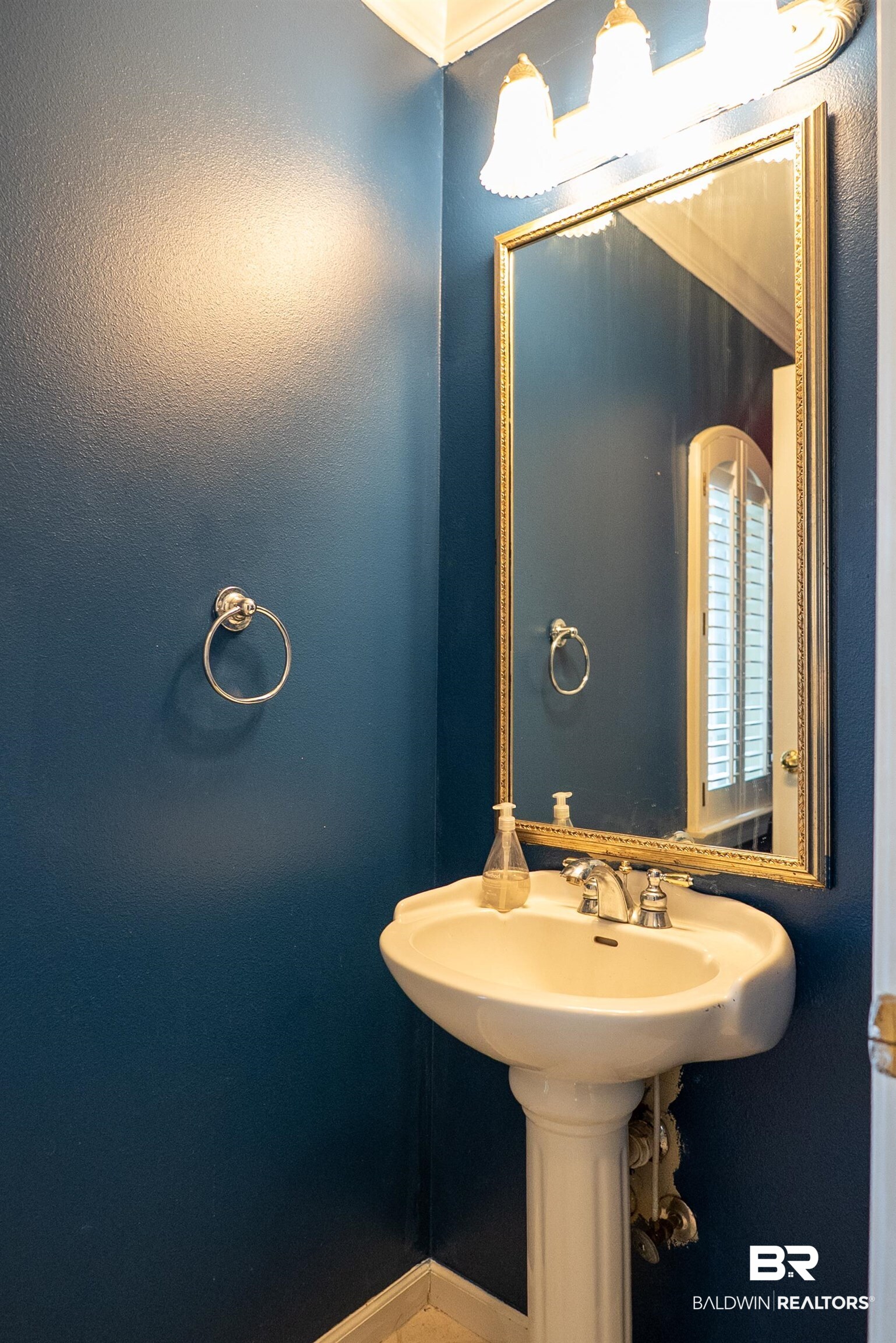 10023 Springfield Court Mobile, AL 36695 - Photo 36 of 50 Bathroom featuring a sink