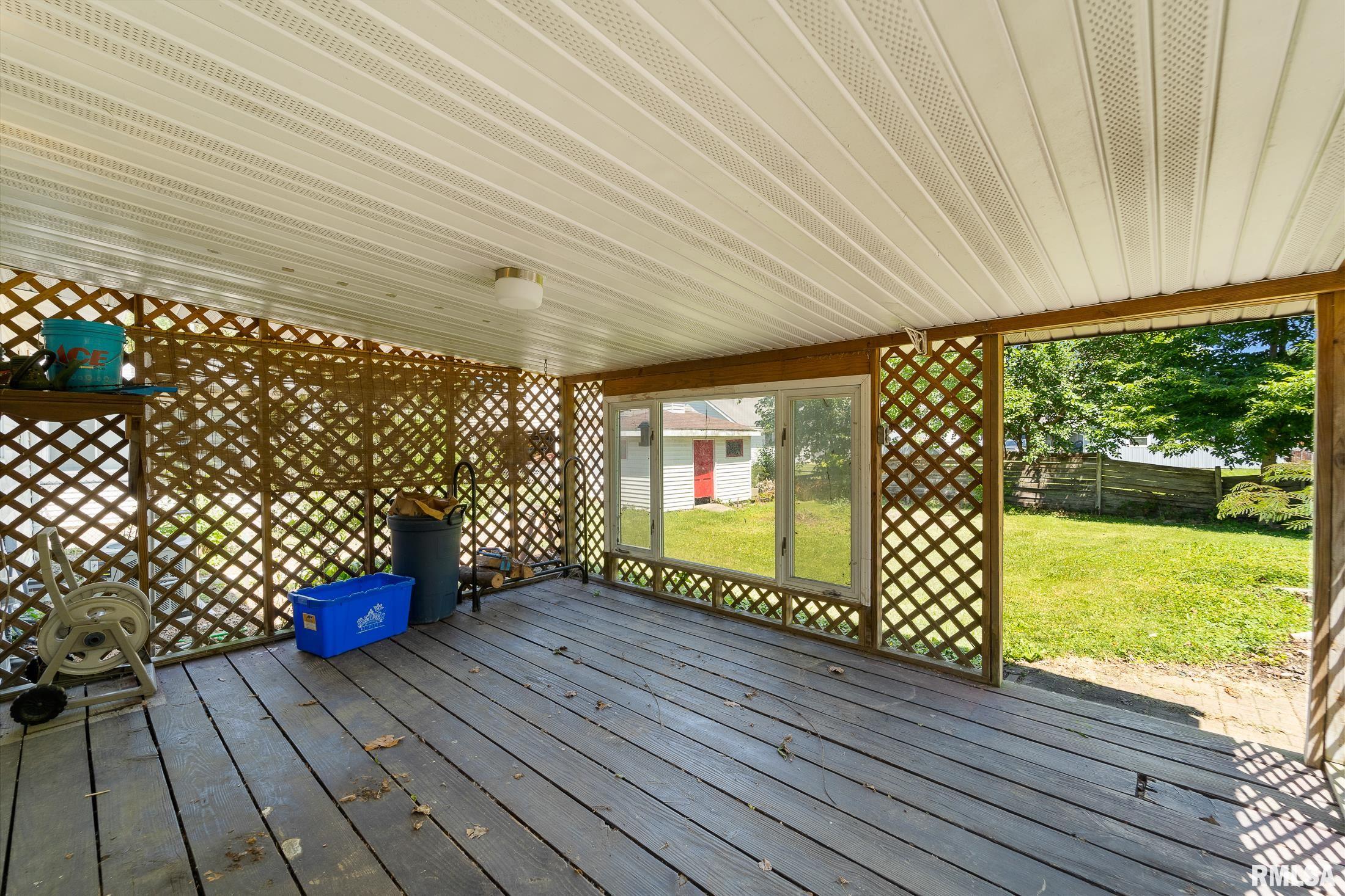 2301 Dunwich Street Springfield, IL 62702 - Photo 8 of 25