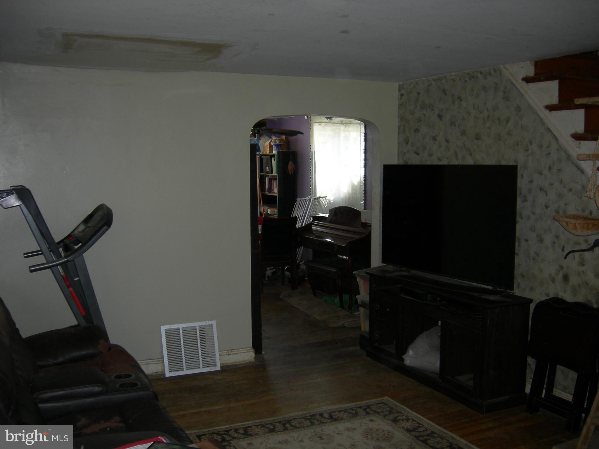366 Rively Avenue Collingdale, PA 19023 - Photo 15 of 24 Gallery Image 15