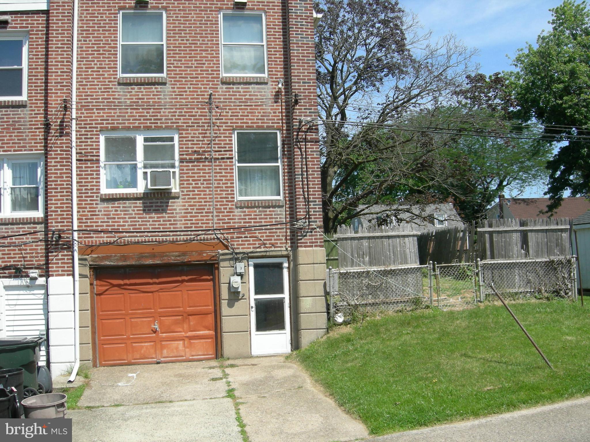 366 Rively Avenue Collingdale, PA 19023 - Photo 4 of 24 Gallery Image 4