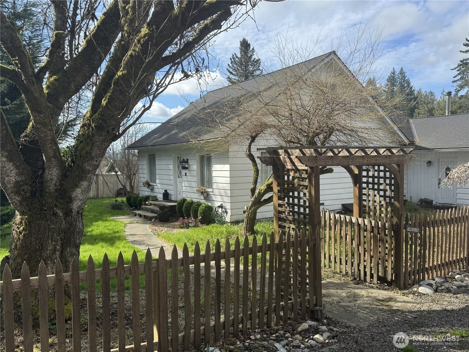 13504 Wagner Road Monroe, WA 98272 - Photo 1 of 5