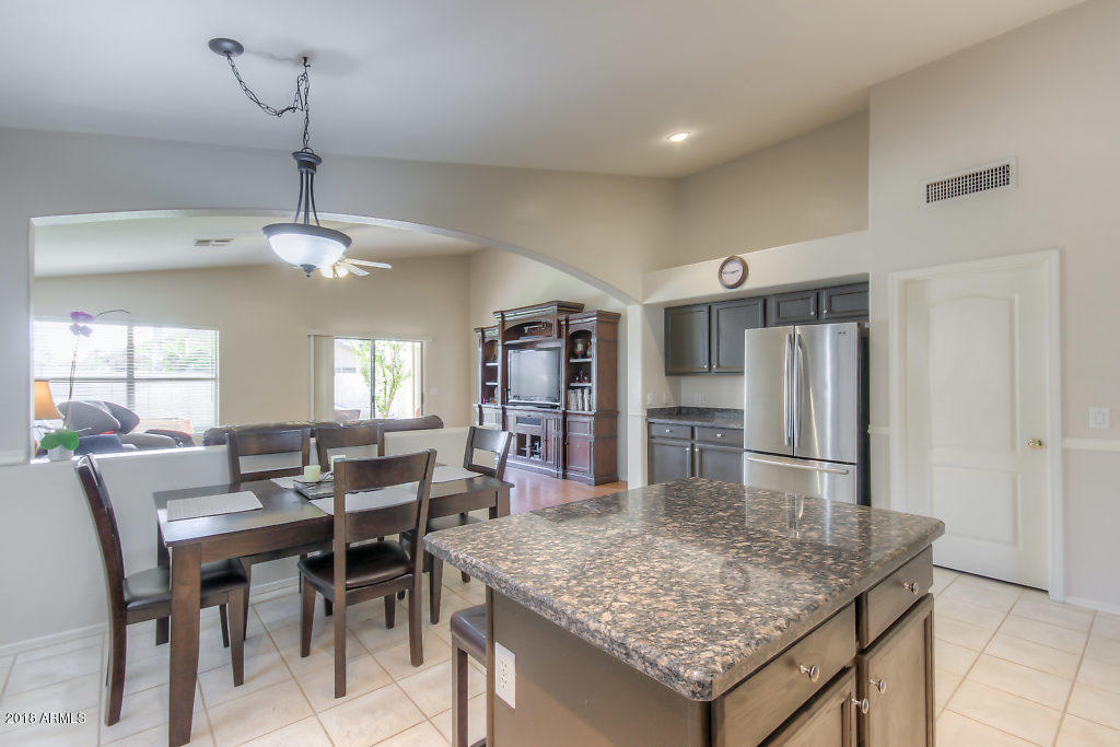 2055 East Smoke Tree Road Gilbert, AZ 85296 - Photo 15 of 44 Kitchen (5)-SMALL