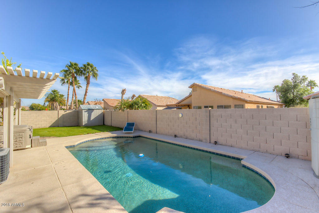 2055 East Smoke Tree Road Gilbert, AZ 85296 - Photo 32 of 44 Rear (9)-SMALL